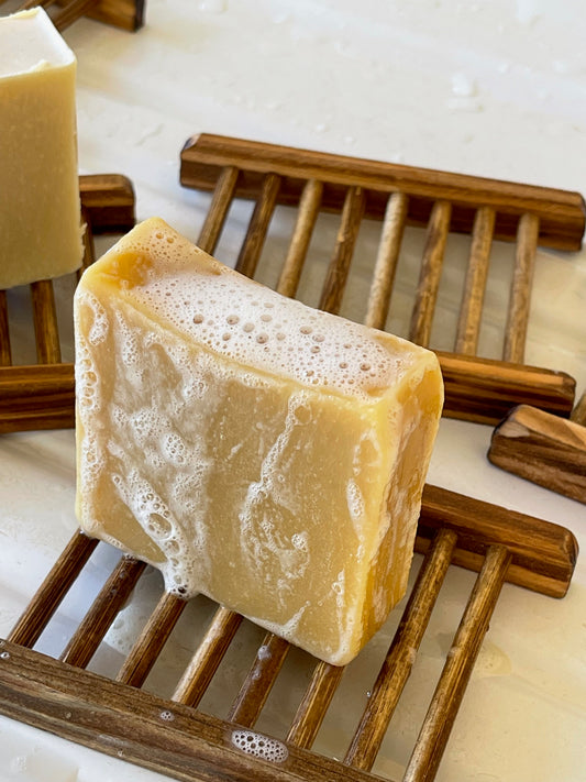 Cow Milk and Honey Luxurious Lard Soap Bar with Beeswax